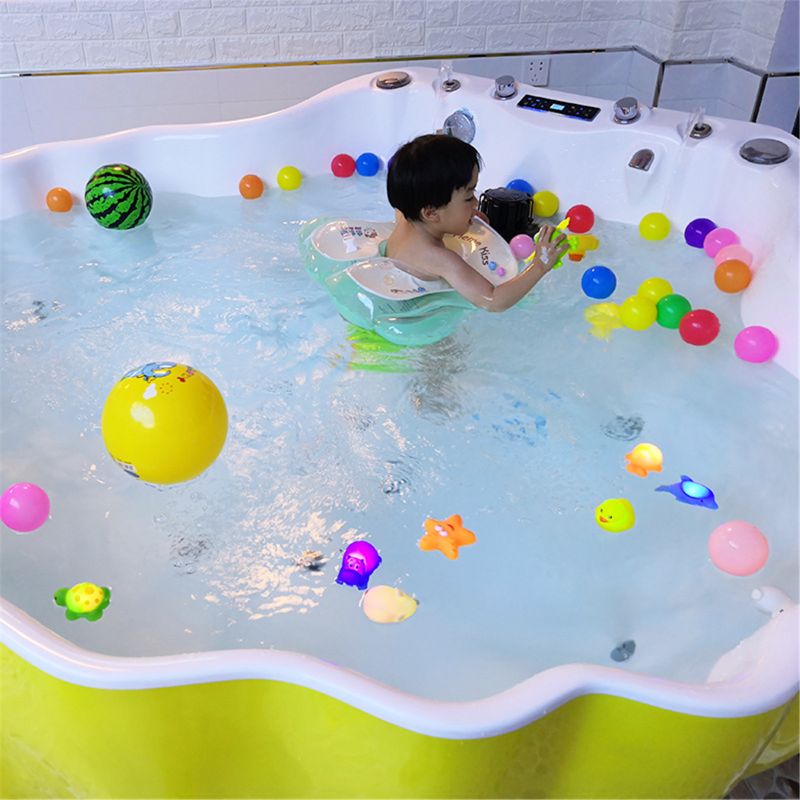 Light Up Bath Toy LED Floating Animal